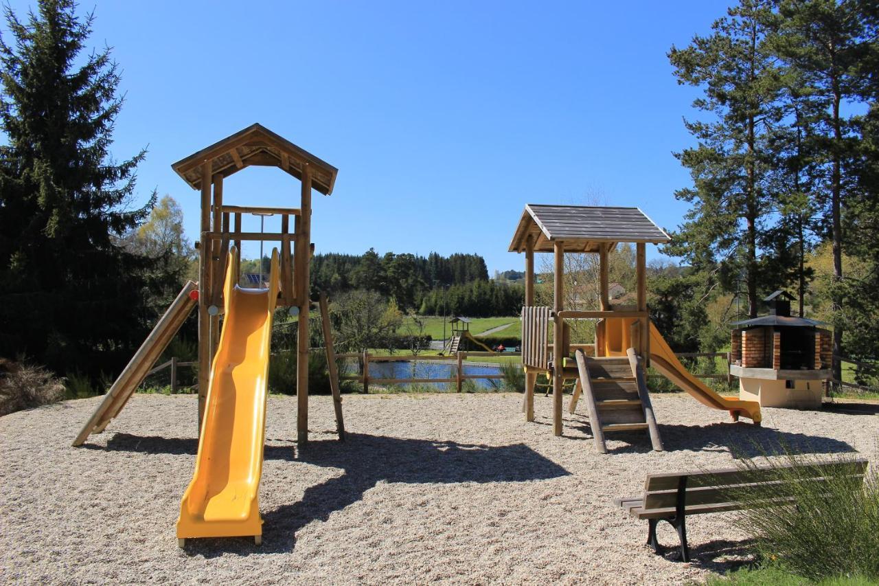 Les Chalets Du Haut-Forez Usson-en-Forez Exterior photo